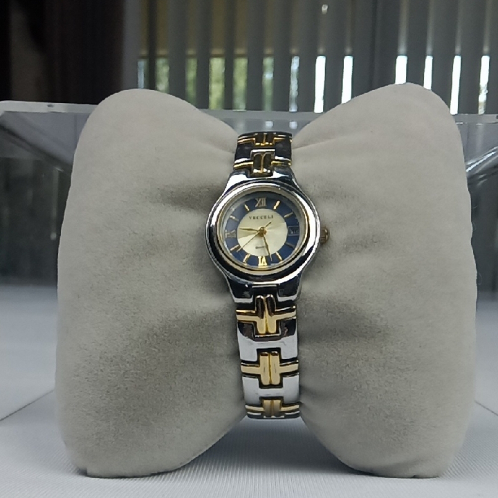 Vecceli Women's Gold and Silver Wrist Watch.